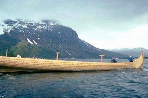 Bilde av Gaia sjøsettes i Bjørkedalen i 1990